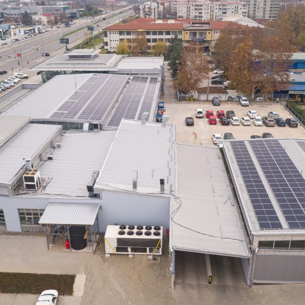 Енергетска одржливост за успешна електрична мобилност предводена од Порше Македонија