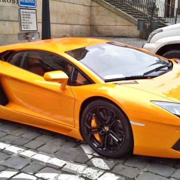 Ова се автомобилите кои најмногу ги возат милијардерите: Апсолутно никаква врска со луксуз