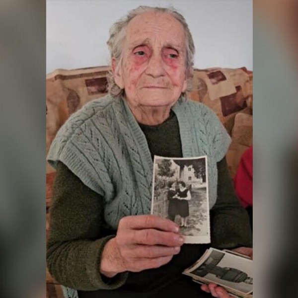 „Би сакала да се сретнеме“: Вака внук ѝ помага на својата баба да ја пронајде пријателка што ја нема видено повеќе од 60 години (ВИДЕО)