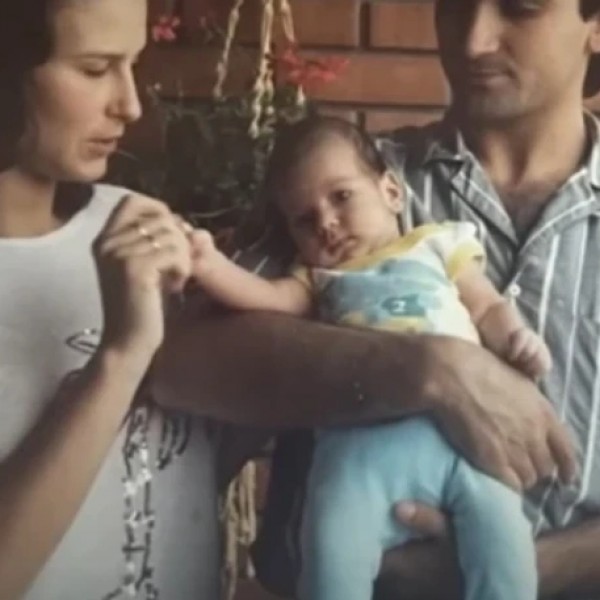 Познат пар остана БЕЗ НИШТО поради синот! Немале ни за ЛЕБ, биле задолжени кај сите што ги познавале, ама затоа денес знаат ШТО Е РАЈ НА ЗЕМЈАТА