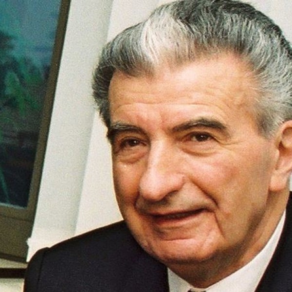 „Ми понудија милион долари да се откажам од името Македонија“ – Што кажа Глигоров пред смртта?