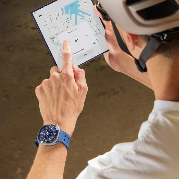 Galaxy Watch Ultra отсега со One UI 8 Watch