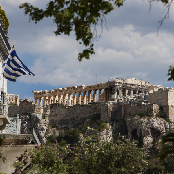 Два потенцијално најопасни вулкани покажуваат активност во Грција: Еве што тоа значи за Македонија