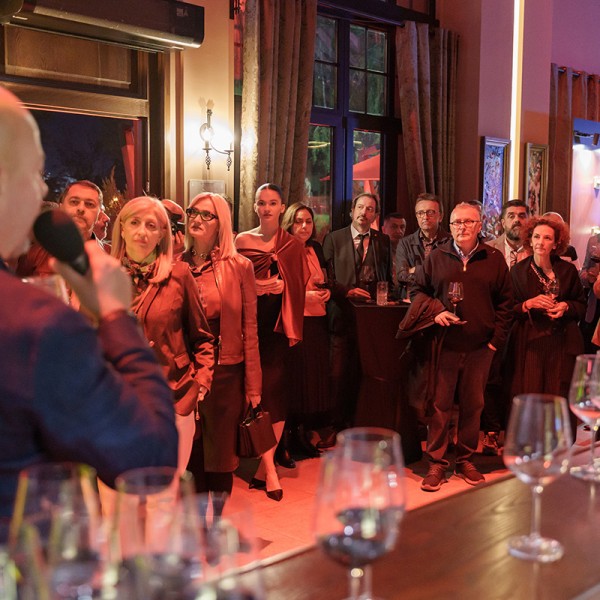 Ерупција на вкусови со „Волкано“ - новото премиум вино на „Монтеко“