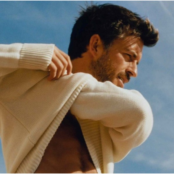 Ова е најсексипилниот маж на планетата за 2025: Заслужена ли е титулата?