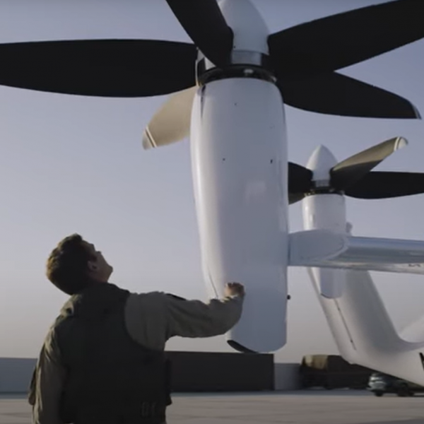 Ако доаѓате во Дубаи, ќе имате опција за ЛЕТАЧКО ТАКСИ: Планот е да се вози со брзина од 320 км/ч, а цената на возењето...