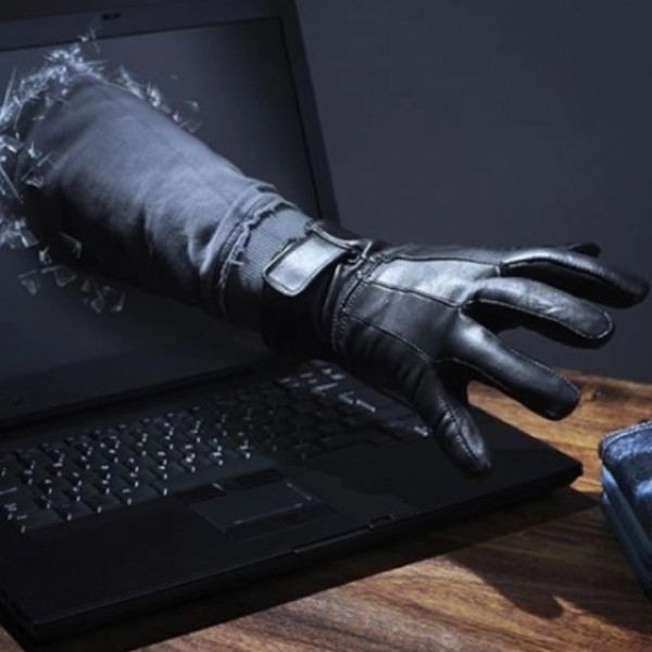 Интернет просторот окупиран со лажни содржини за брза заработка креирани со вештачка интелегенција