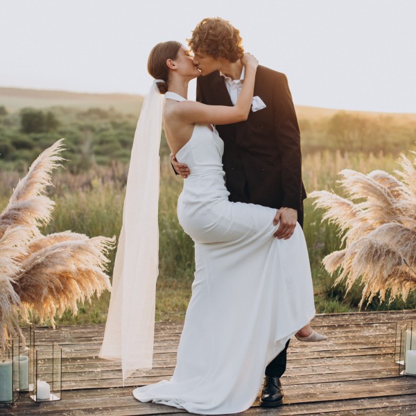 Мажот ја сака повеќе жената кога таа ги почитува неговите родители, роднини и пријатели