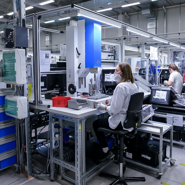 ДО 2030 ГОДИНА, 600 ИЛЈАДИ РАБОТНИЦИ ЌЕ БИДАТ ПОТРЕБНИ ВО ОВАА ИНДУСТРИЈА: ЕУ подготвува план за да го постигне тоа