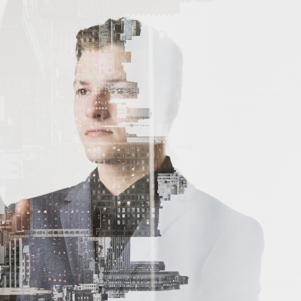 Опасна револуција на вештачката интелигенција: Ако работниците не бидат платени, кој ќе ги купи нивните производи?